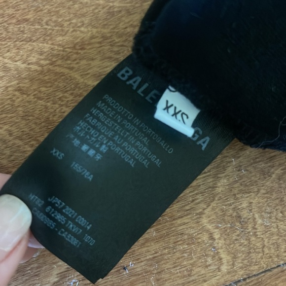 Authentic Balenciaga T-shirt - Picture 4 of 4